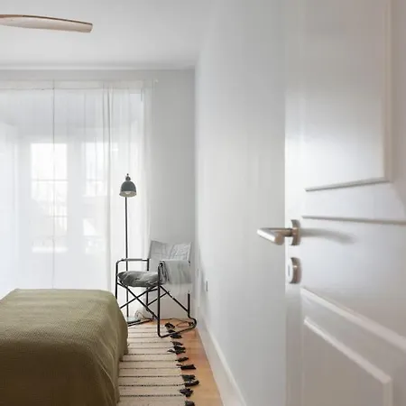 公寓 снеск Q,r-с0de First -,-3-bedroom With River View - Baixa