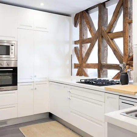 снеск Q,r-с0de First -,-3-bedroom With River View - Baixa Daire *