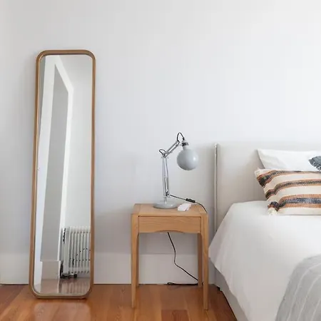 Apartment снеск Q,r-с0de First -,-3-bedroom With River View - Baixa *