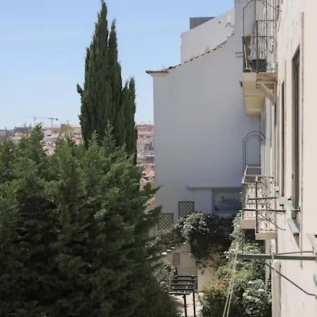 снеск Q,r-с0de First -,-3-bedroom With River View - Baixa דירה *